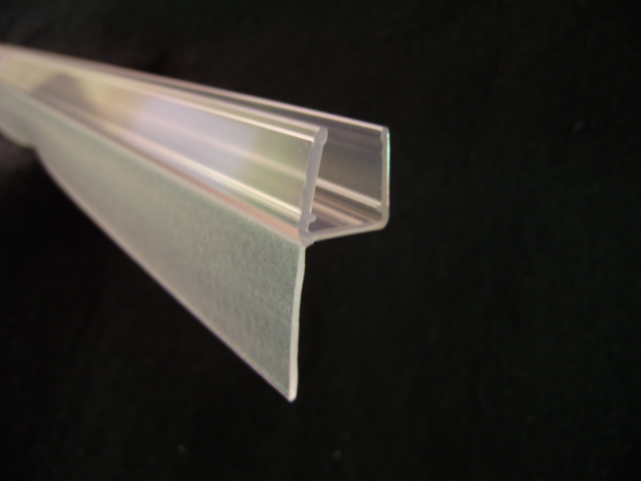 Muster von Mitteldichtprofil lang, für 10/12 mm Glas